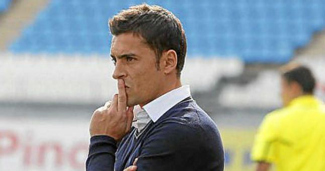 La UD Almería cesa a su entrenador Francisco