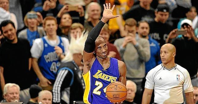 Kobe Bryant se convierte en el tercer máximo anotador histórico