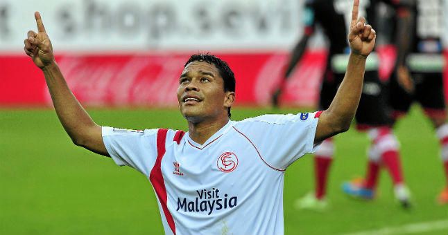 Carlos Bacca asegura que es "feliz en Sevilla"