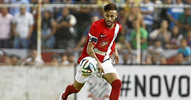 Neymar firma un golazo en un partido benéfico en Brasil (Vídeo)