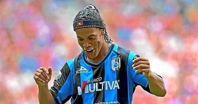 Ronaldinho no tiene asegurada su permanencia en el Querétaro