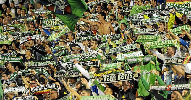 La LFP denuncia bufandas contra el Sevilla en el Betis-Sabadell