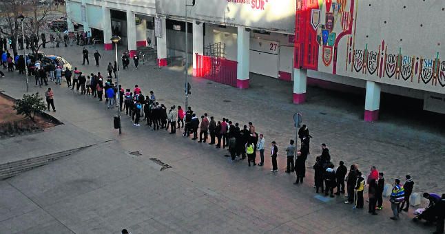 El Sevilla reubica a los espanyolistas tras la polémica