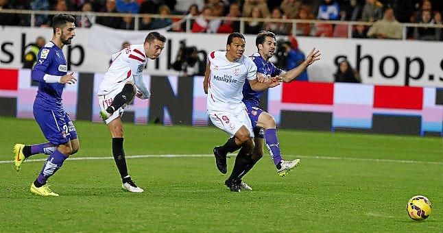 Sevilla F.C. 3-2 Espanyol: Triunfo de Aspas y coraje
