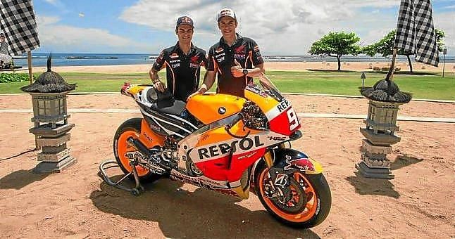 Márquez y Pedrosa presentan en Bali sus motos para 2015