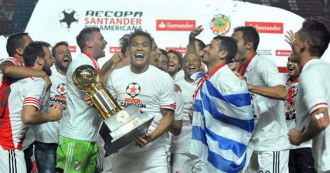 River Plate vence a San Lorenzo y conquista la Recopa Sudamericana