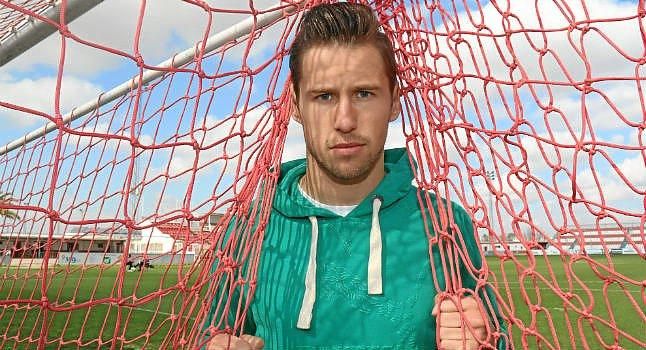 Krychowiak: "Por historia y por calidad el Sevilla es un club de Champions"