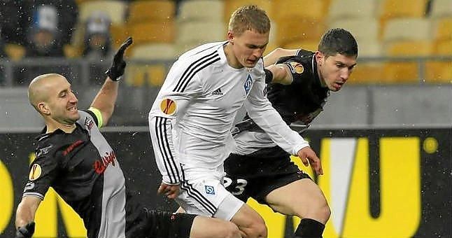 La UEFA cierra parcialmente el campo del Dinamo Kiev y multa al Roma