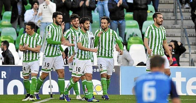 Los goles de Ceballos y Molina, sinónimo de victoria