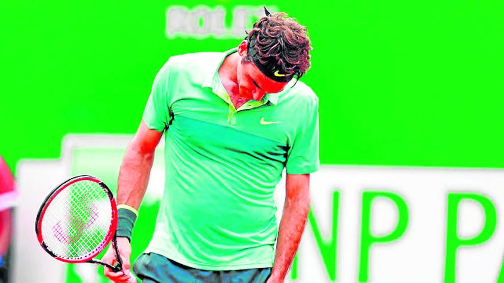 Monfils sorprende a Federer