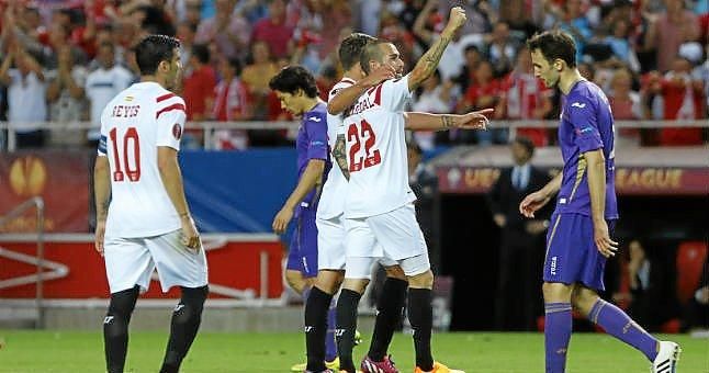 Sevilla F.C. 3-0 Fiorentina: Con pie y medio en Varsovia