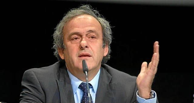 Platini pide la dimisión de Blatter