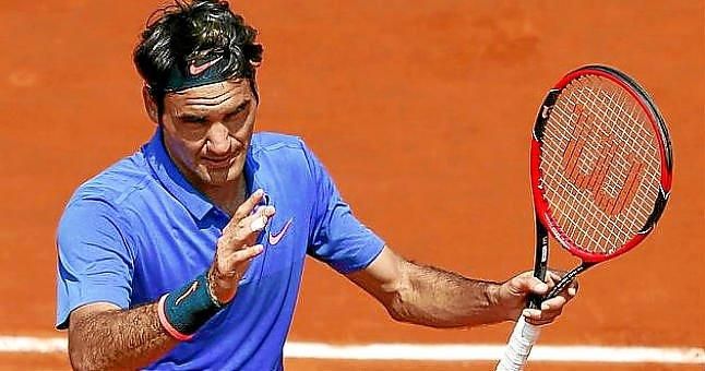 Federer avanza a octavos en París sin apuros