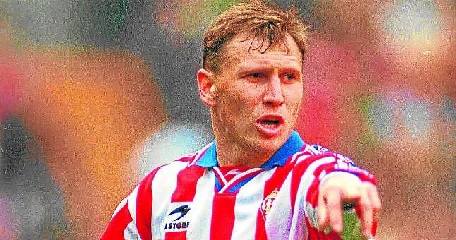 Dmitri Cheryshev: "Cuando salimos a calentar parecía que jugábamos en El Molinón"