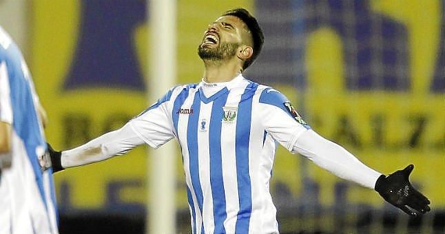 Embotellamiento en la rampa de salida del Betis