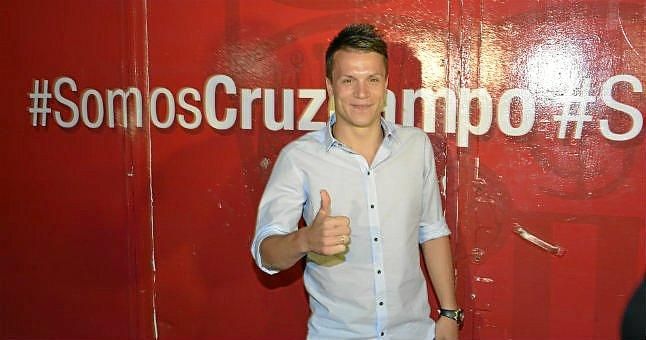 Oleg Konoplyanka: "El Atlético estuvo interesado pero elegimos el Sevilla por su estilo de juego"
