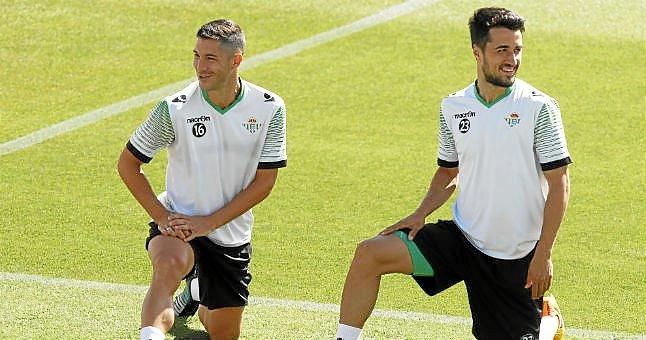 El Betis rescinde el contrato de Casado