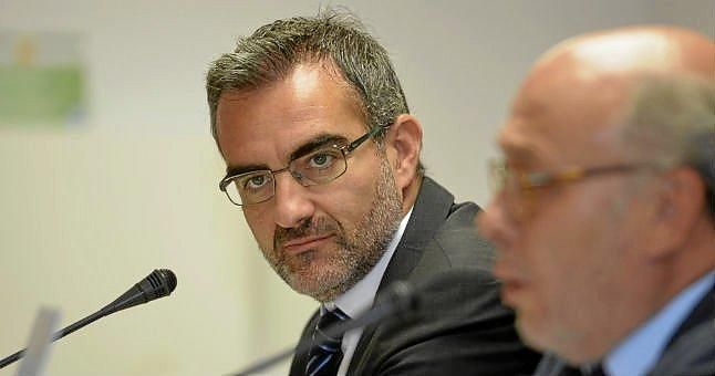 Macià: "Tenemos dos frentes abiertos para la delantera"