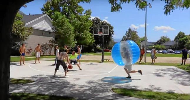 (VÍDEO) Hacer deporte en una burbuja