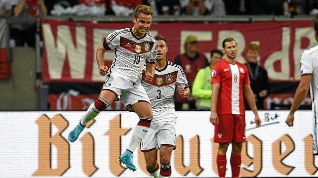 Noventa minutos para Krychowiak y Krohn-Dehli con sus selecciones