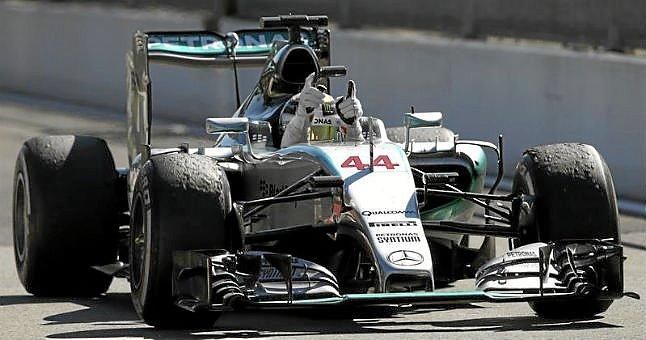Los Mercedes y los Ferrari, bajo investigación por la FIA