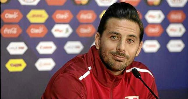 Claudio Pizarro vuelve al Werder Bremen a los 36 años