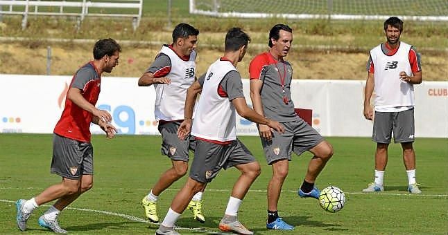 Primer entrenamiento semanal para el Sevilla