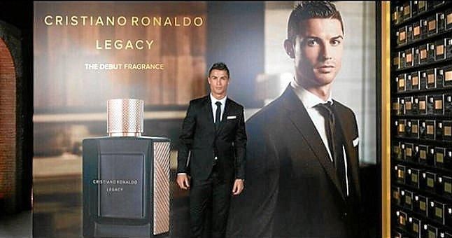 C.Ronaldo: "En la vida no todo es fútbol, me siento bien haciendo publicidad"