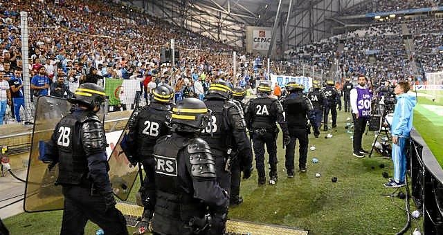 La liga francesa se reúne de urgencia por los altercados del Marsella-Lyon