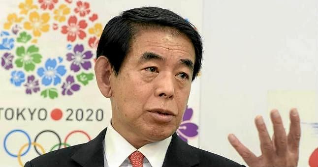 Dimite el ministro nipón de Deportes por el escándalo del estadio olímpico
