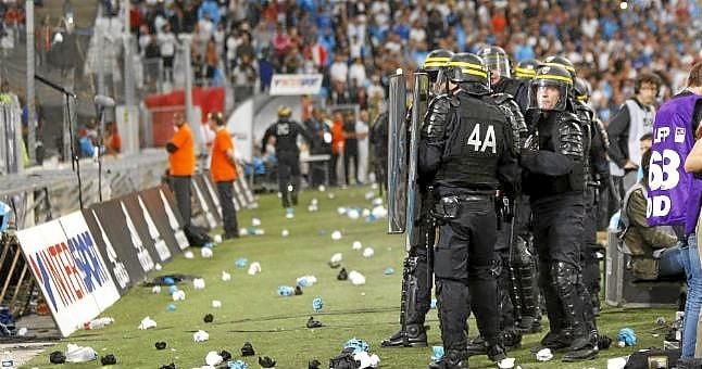 El Marsella, sancionado a dejar vacías las gradas conflictivas de su estadio