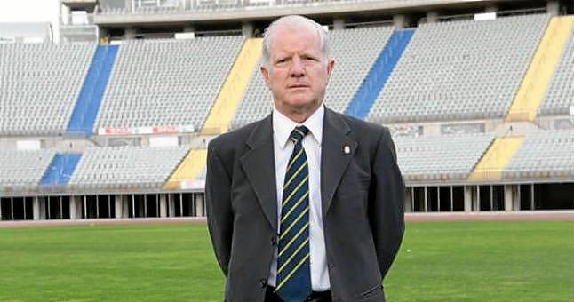 Fallece a los 64 años el exárbitro grancanario Merino González