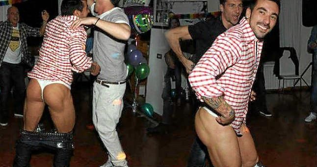 Lavezzi disfruta de una fiesta en tanga y sin pantalones