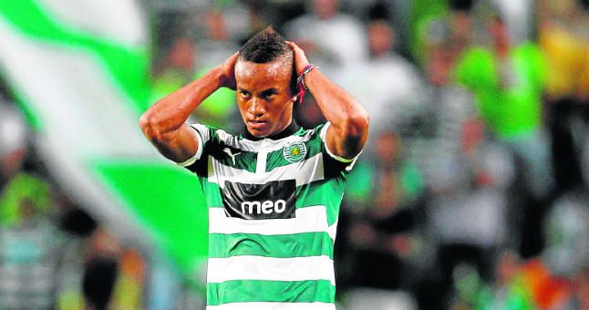 El Sporting amenaza a Carrillo con mandarlo al Mérida