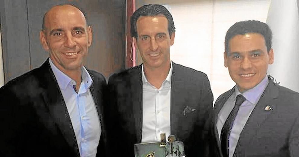 Emery, candidato a seleccionador
