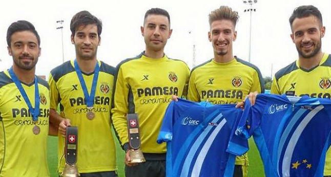 Sebastián Mora comparte sus títulos europeos con el Villarreal