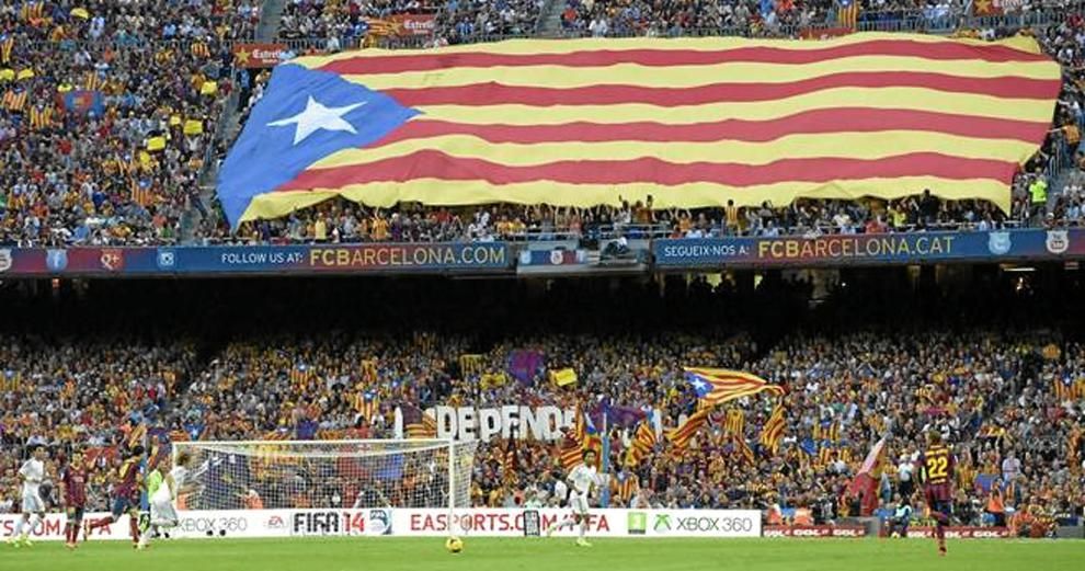 'Blaugrana al vent', en contra de las esteladas en el Camp Nou