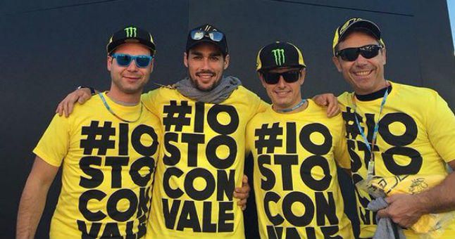 Rossi, aclamado en Cheste y con apoyos 'famosos'