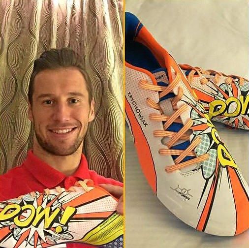 Las nuevas botas Pop Art de Krychowiak