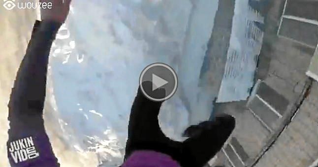 (Vídeo) Salta desde un quinto piso y sale ileso