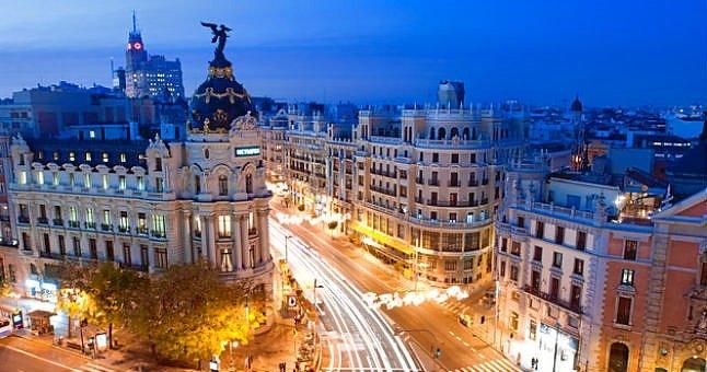 Madrid, Sevilla y Granada son las ciudades más baratas para viajar en diciembre