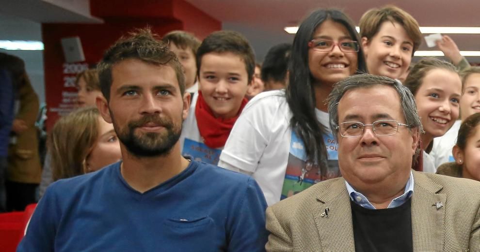 Coke respalda a Emery, pese a los cambios...