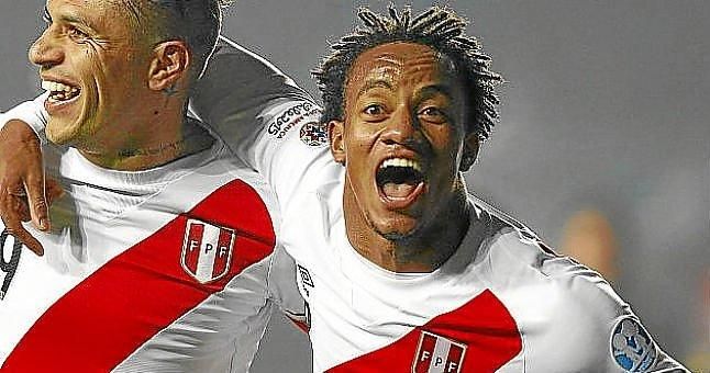André Carrillo "no se irá a coste cero", avisa el presidente del Sporting