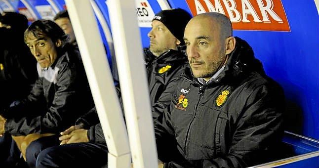 El Mallorca destituye a Ferrer y Pepe Gálvez dirigirá al equipo