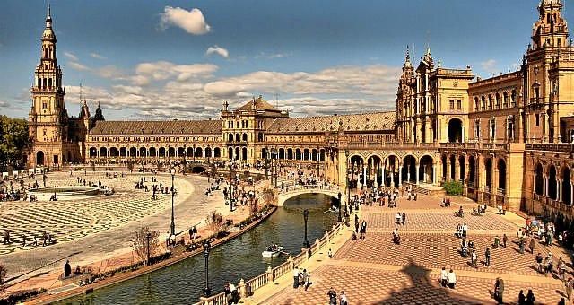 El turismo bate un nuevo récord en Sevilla