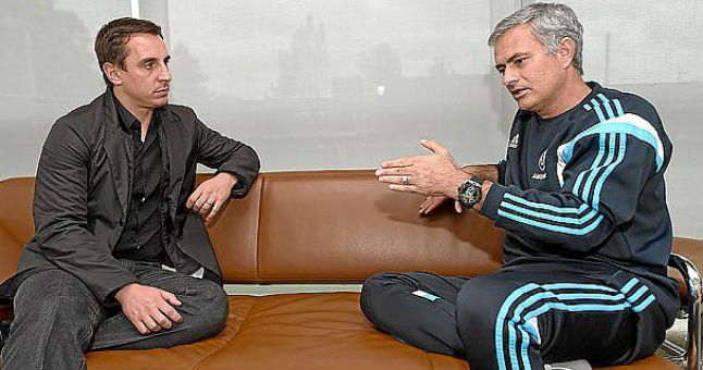Mourinho: "Es el momento de que Gary Neville demuestre que es buen técnico"