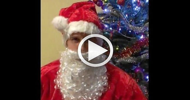 'Santa Claus' Krychowiak os desea una Feliz Navidad