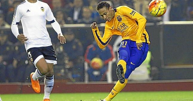 Neymar repite como ganador del Samba de Oro