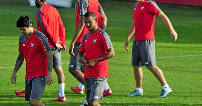 Emery no cuenta con Mariano para el derbi