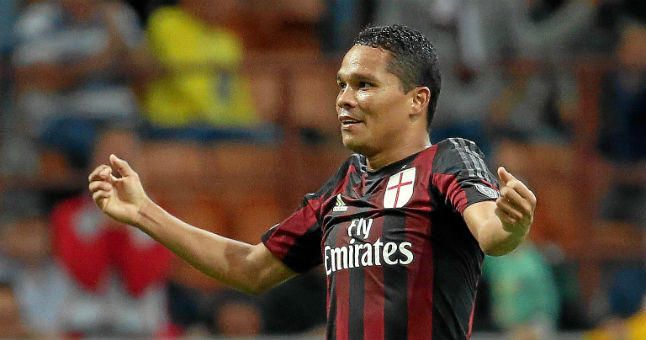 El Chelsea quiere a Bacca
